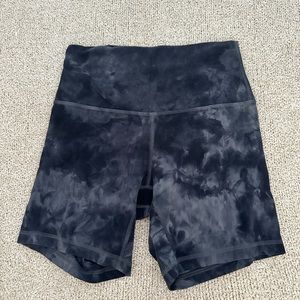Lululemon 6” Align Shorts
